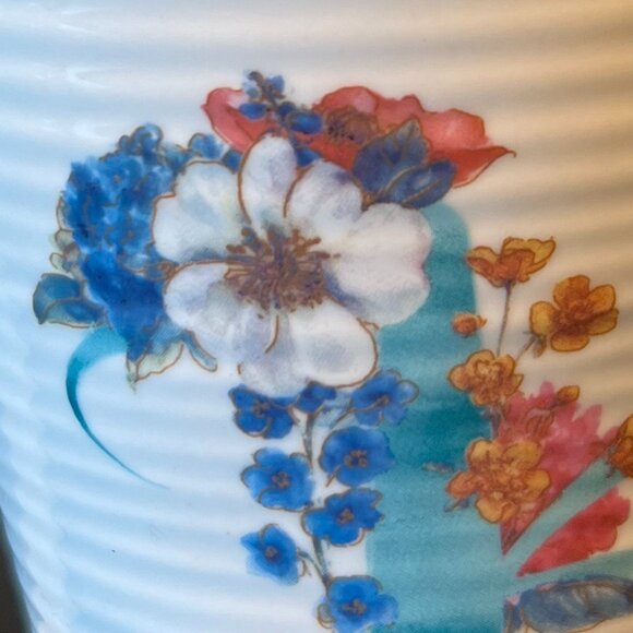 LISA AUDIT Letter "K" Initial Monogram Ceramic Mug ~ Floral Motif ~ Ribbing - Picture 5 of 13